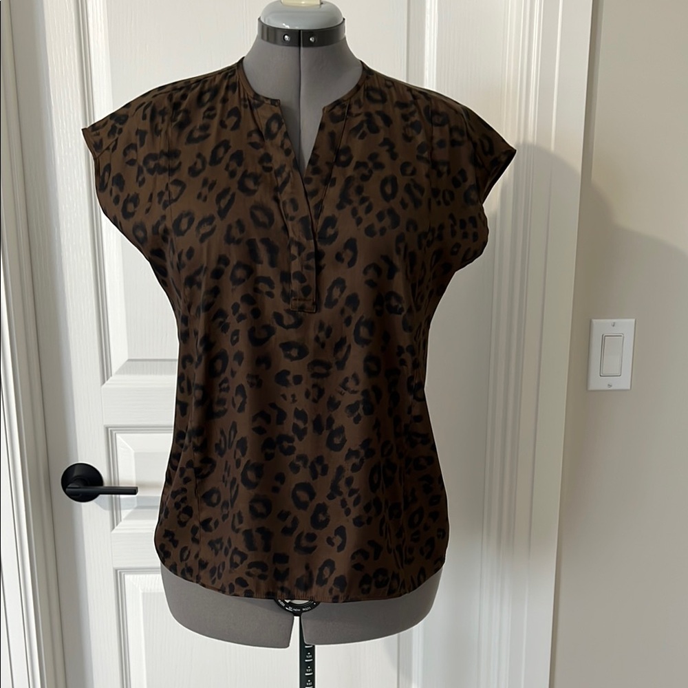 Banana Republic Popover Top